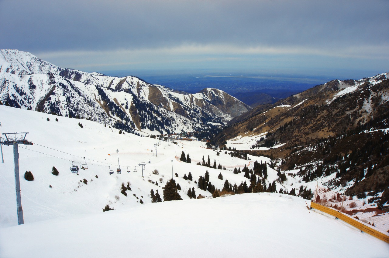【 카자흐스탄 / 알 마 티 】 시티 정통 투어  《 3박 5일 》