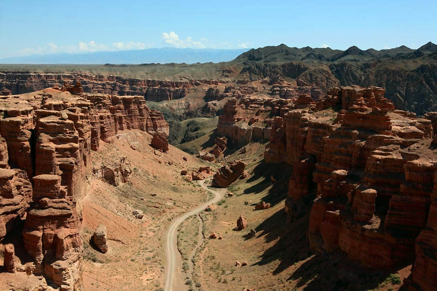 【 카자흐스탄 】 트래킹 + 자연경관 탐방 《 협곡 / 폭포 / 산정호수 / 만년설 》 《 4박 6일 》