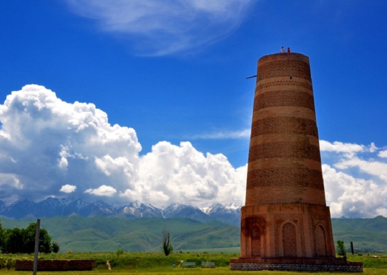 【 키르기스스탄 】 자연경관 탐방 + 핵심 관광지 (비쉬켁 2박 + 이식쿨 호수 2박)  《 4박 6일 》